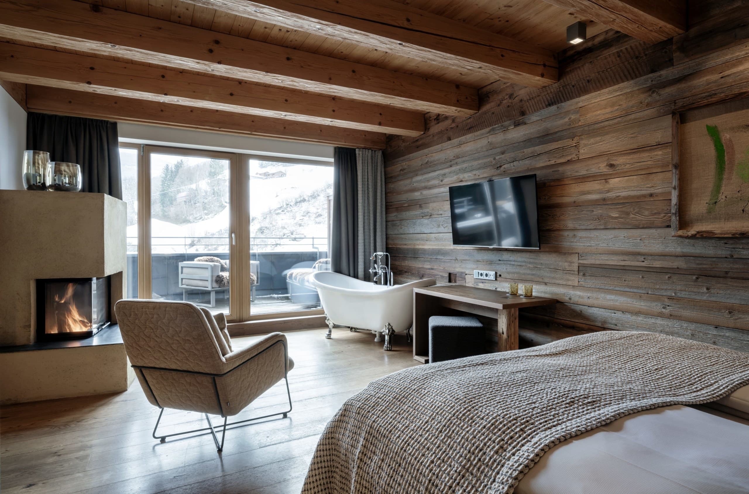 Loftsuite L - Image 1