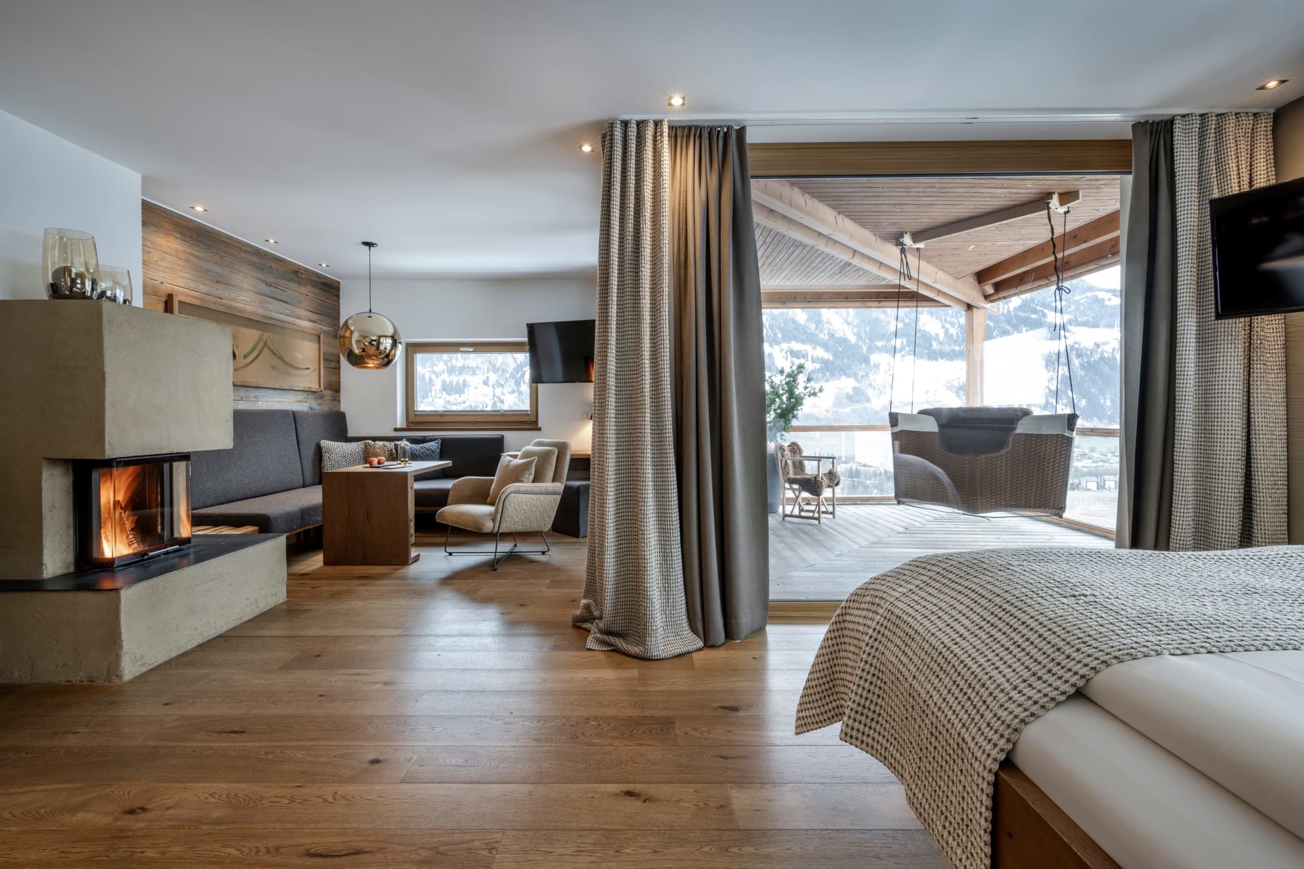 Tower Suite XL - Image 1