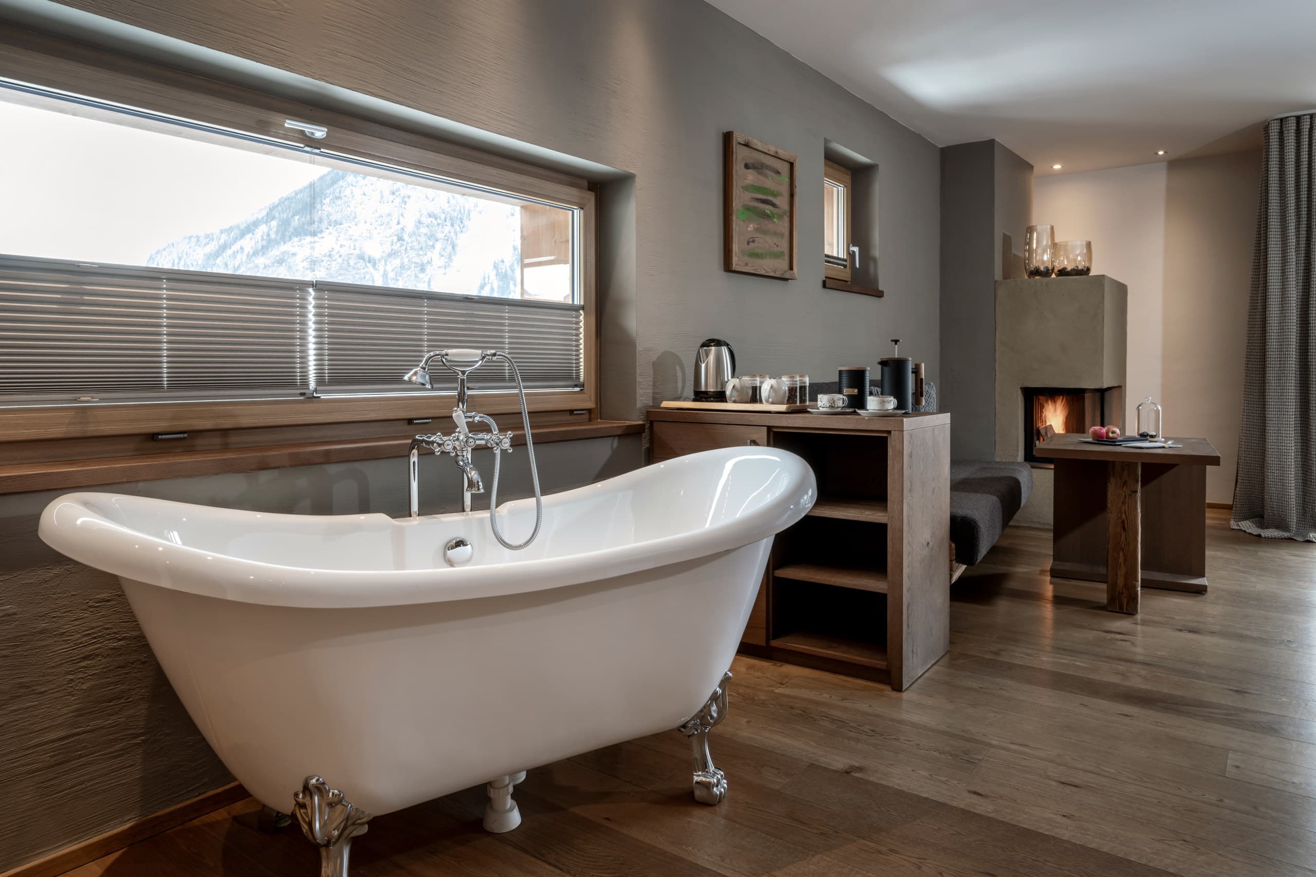 Tower Suite L - Image 2