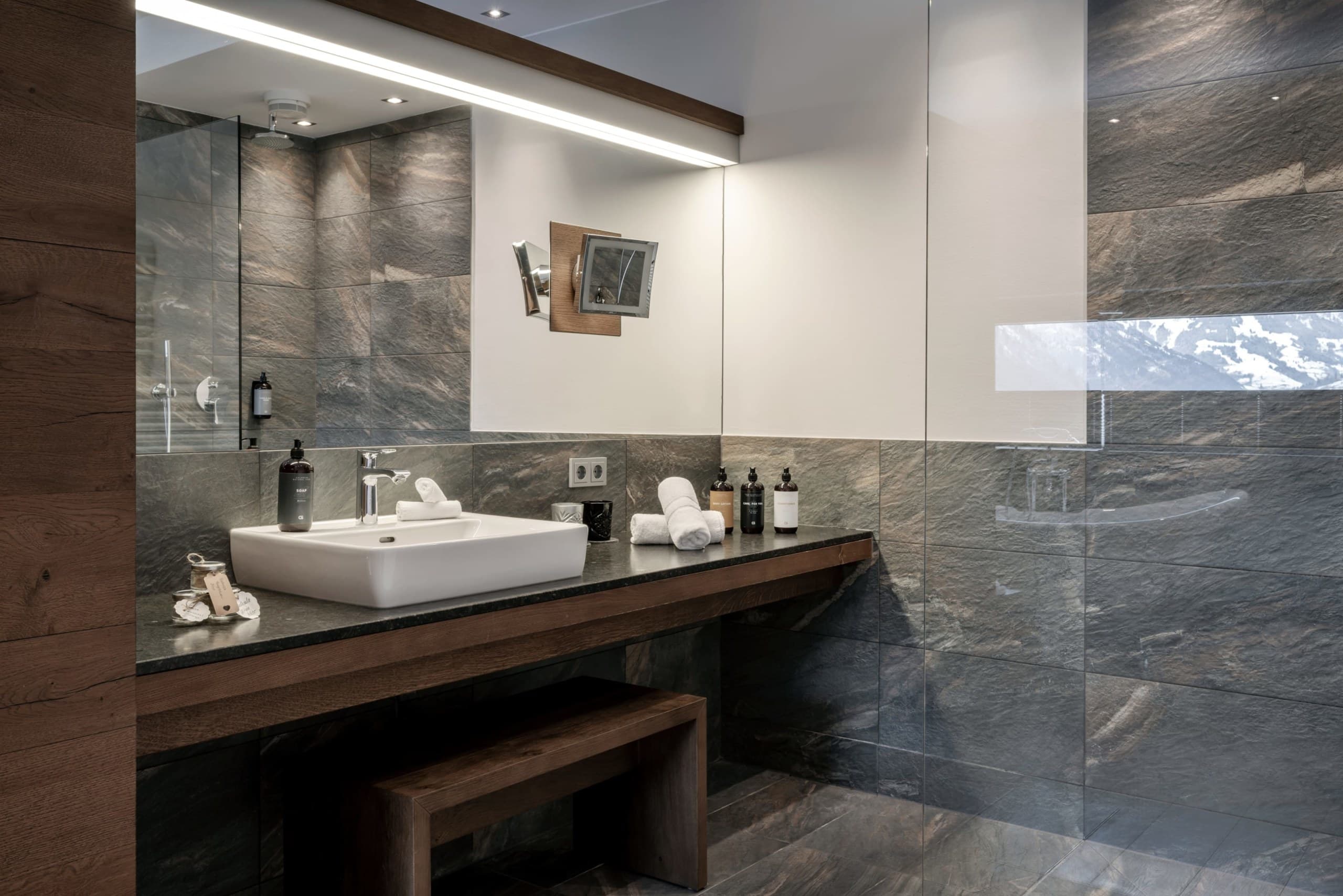 Tower Suite L - Image 3